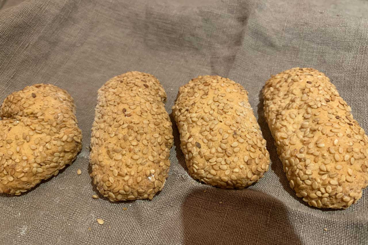 Sesame Cookies