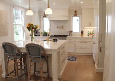 White Beach House Kitchen Huntington Bay